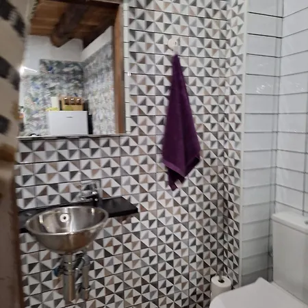 La Bodega. * טקורונטה